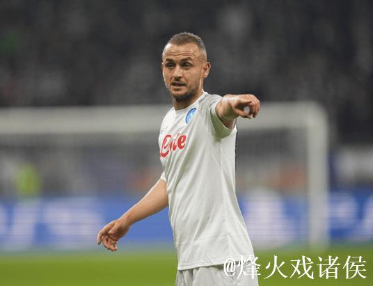 孔蒂:中场仅剩洛博特卡和小麦,希望状况改善 孔蒂:中场仅剩洛博特卡和小麦,希望状况改善